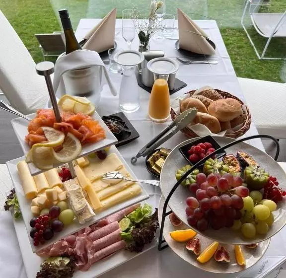 Отель Das Bergschlösschen