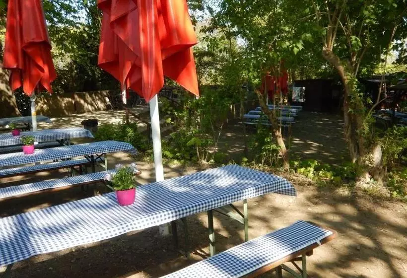 בית מלון כפרי Fischertor