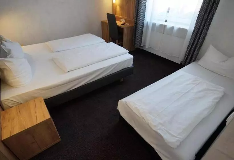 בית מלון כפרי Fischertor