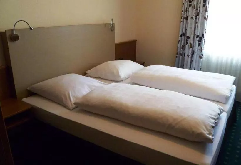 호텔 Gasthaus Zum Specht