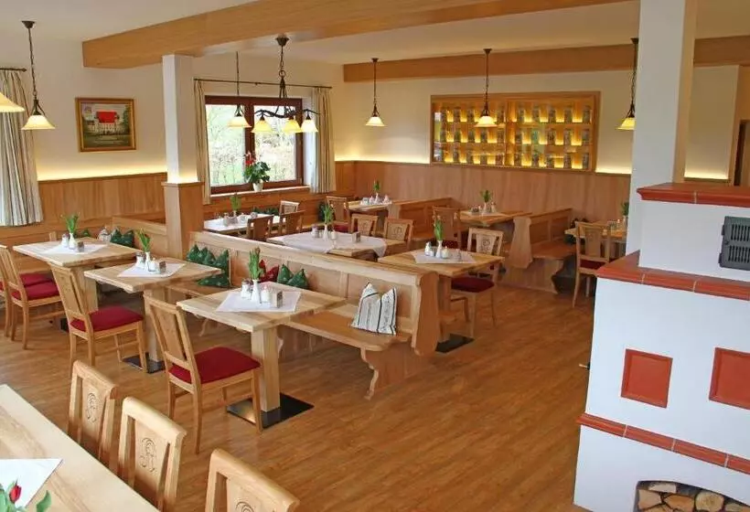 Отель Gasthof Kramerwirt