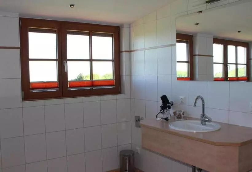 Отель Gasthof Kramerwirt