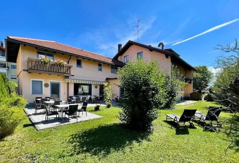 Отель Kaisers Das Kleine Stadt