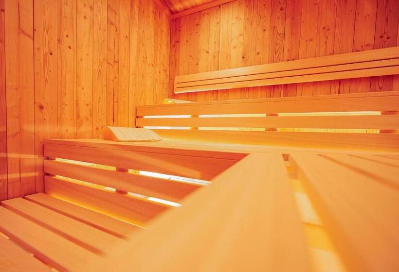 Отель Schloss Döttingen