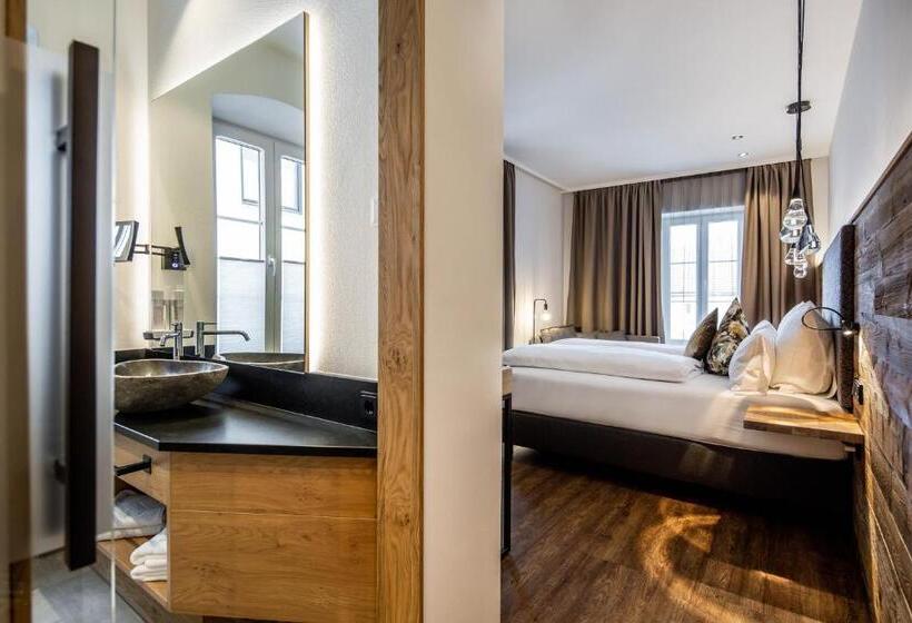 Hotelli Zum Stemplinger Hansl