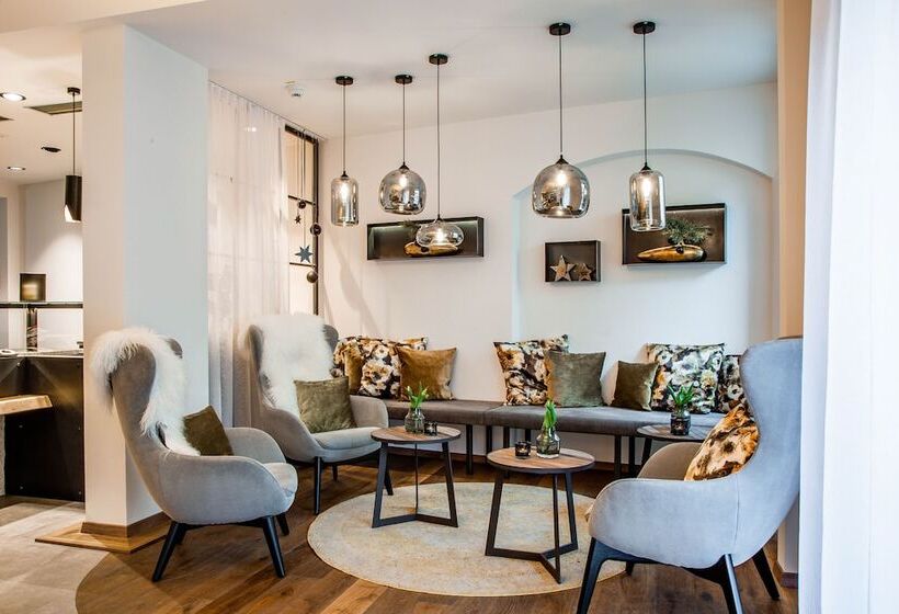 Hotelli Zum Stemplinger Hansl