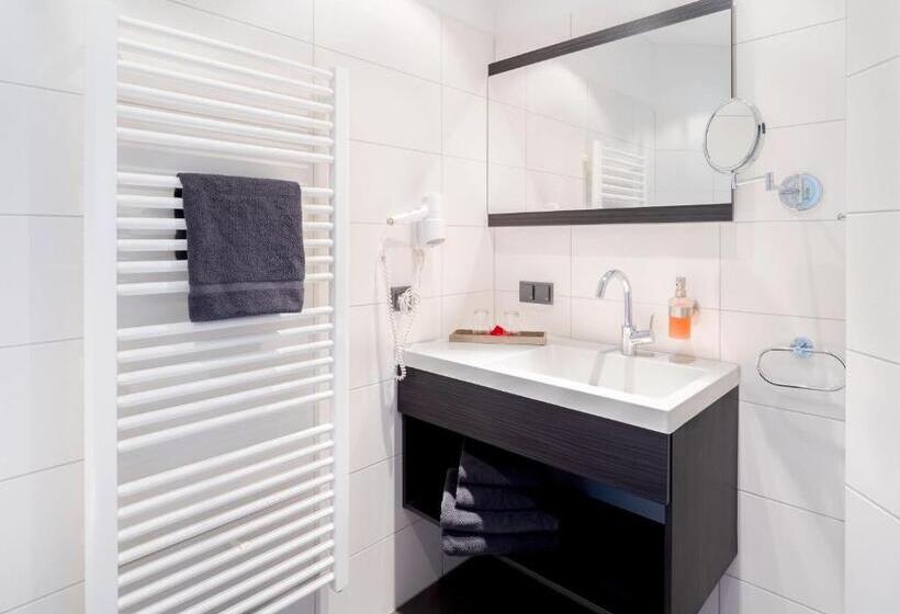 Main Vinotel Weingut Helmstetter