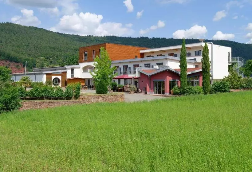 Main Vinotel Weingut Helmstetter