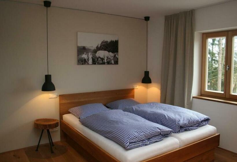 Majatalo Gasthaus Am Odenturm