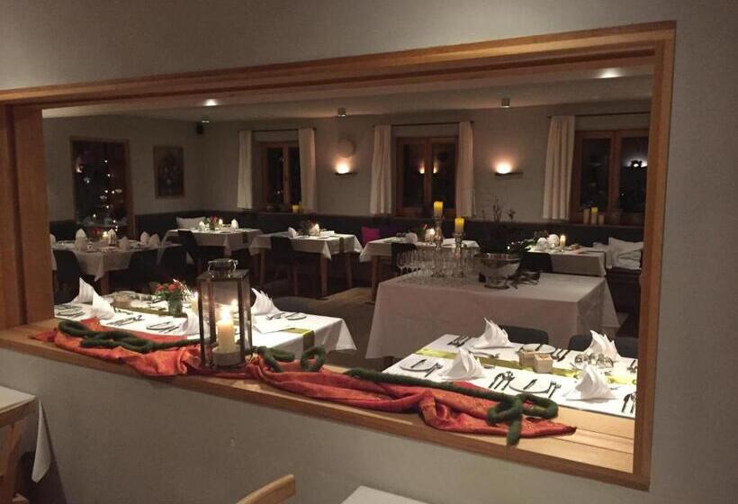 Majatalo Gasthaus Am Odenturm