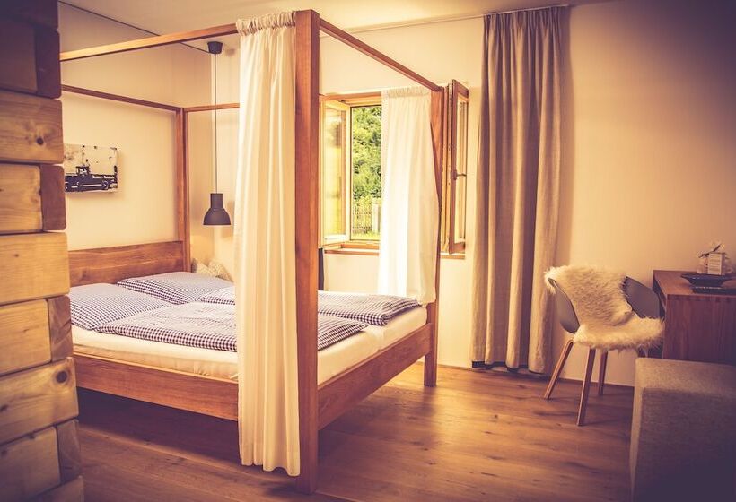 Majatalo Gasthaus Am Odenturm