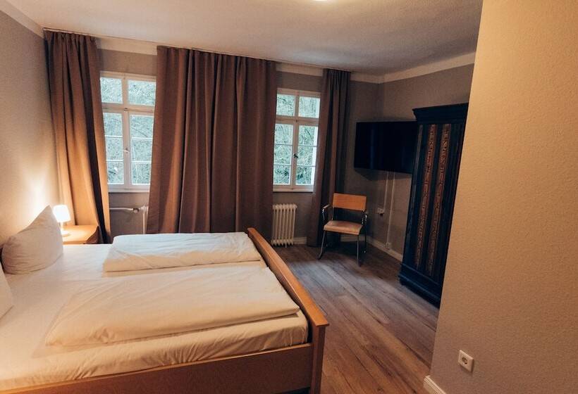 Majatalo Gasthof Hotel Zur Post