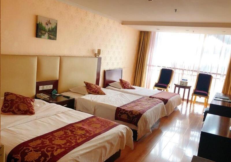 Отель Greentree Inn Jiangsu Lianyungang Bus Station East Jiefang Road Business