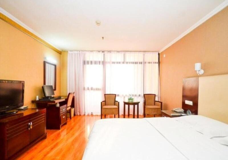 Отель Greentree Inn Jiangsu Lianyungang Bus Station East Jiefang Road Business