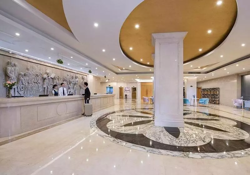 Vienna International Hotel Zhuhai Golden Phoenix