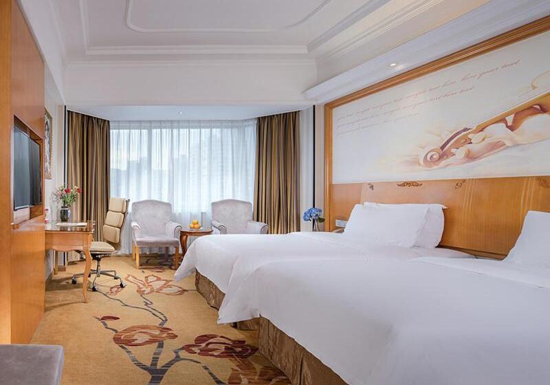 Vienna International Hotel Zhuhai Golden Phoenix