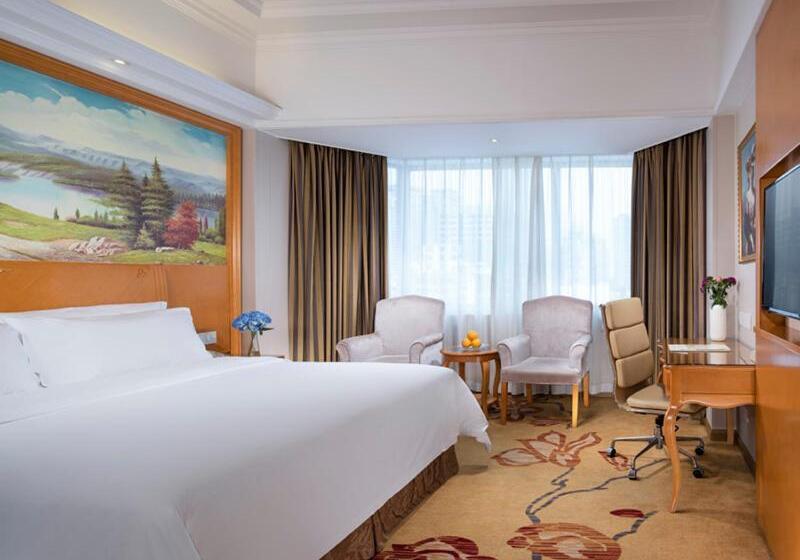 Vienna International Hotel Zhuhai Golden Phoenix