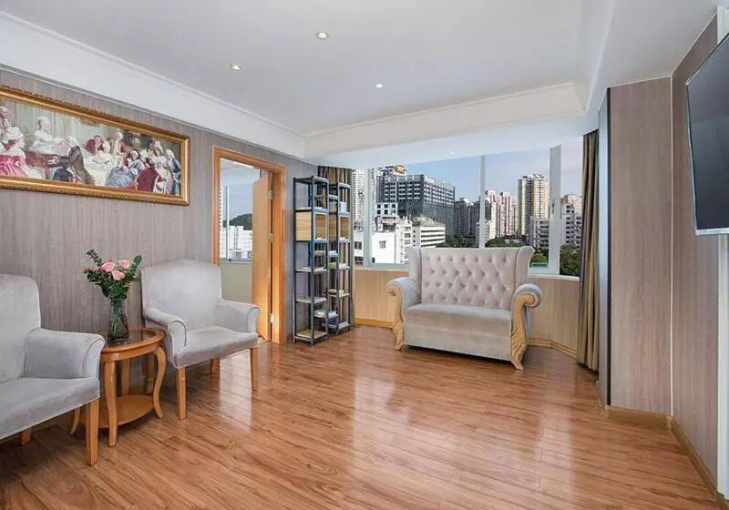 Vienna International Hotel Zhuhai Golden Phoenix