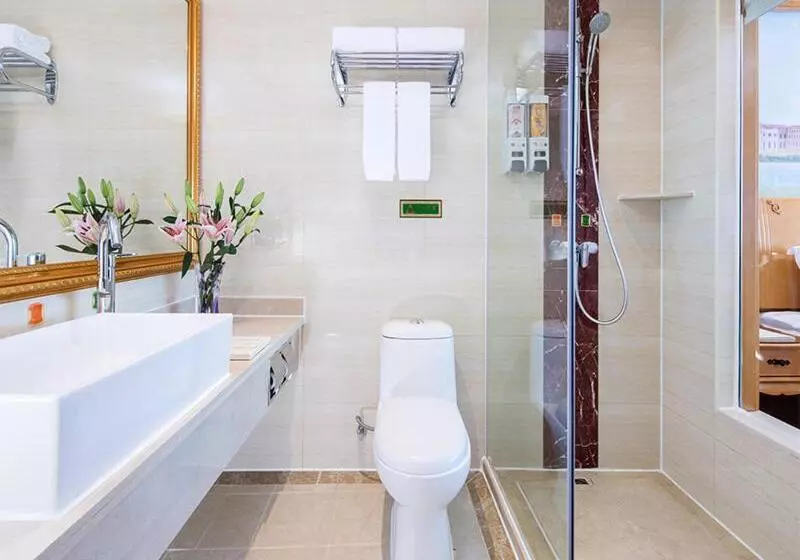 Vienna International Hotel Zhuhai Golden Phoenix