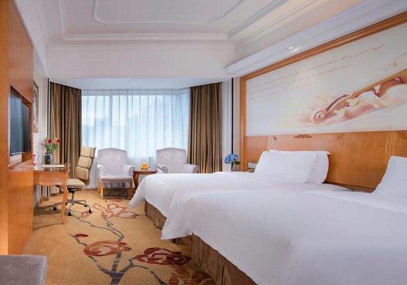 Vienna International Hotel Zhuhai Golden Phoenix
