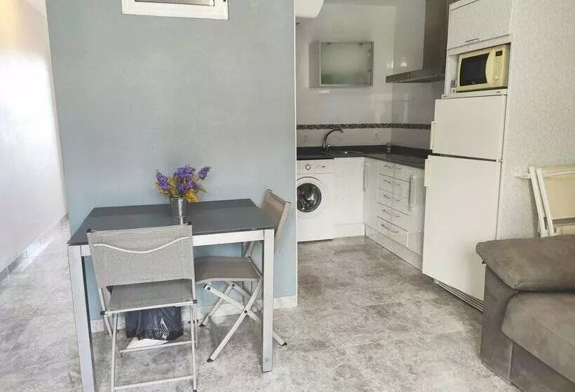 Apartamentos Los Abanicos 3000