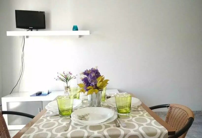 Apartamentos Los Abanicos 3000