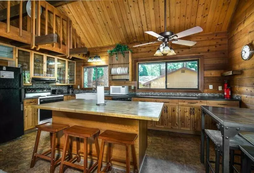 Rustic Modern Cabina De Alba