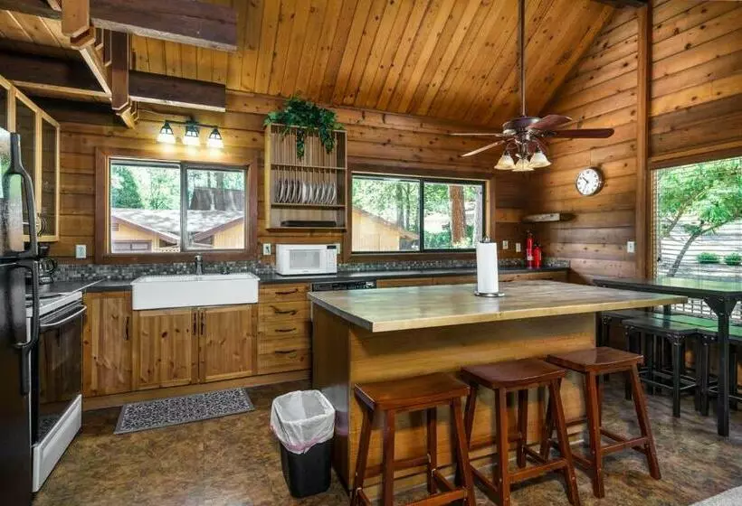 Rustic Modern Cabina De Alba