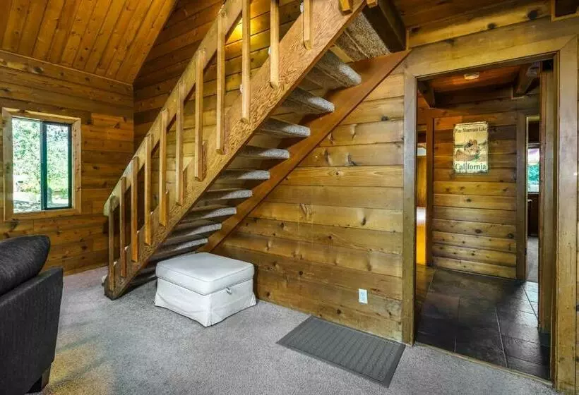 Rustic Modern Cabina De Alba