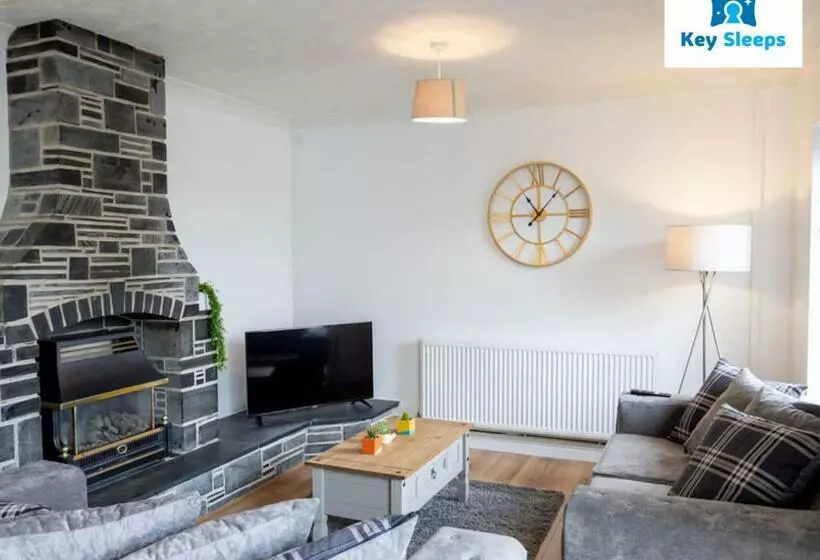 Beachside Family Staycation At Keysleeps   Pembrokeshire   Free Parking