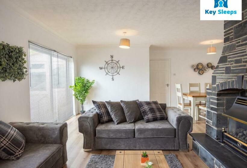 Beachside Family Staycation At Keysleeps   Pembrokeshire   Free Parking