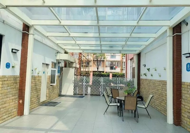 Hanting Hotel Shanghai Baogang Yueluo Freeway