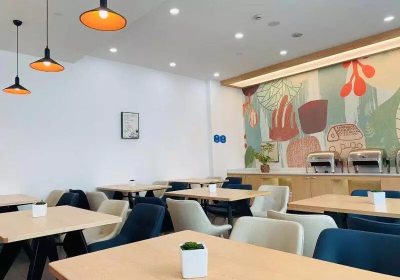 Hanting Hotel Shanghai Baogang Yueluo Freeway