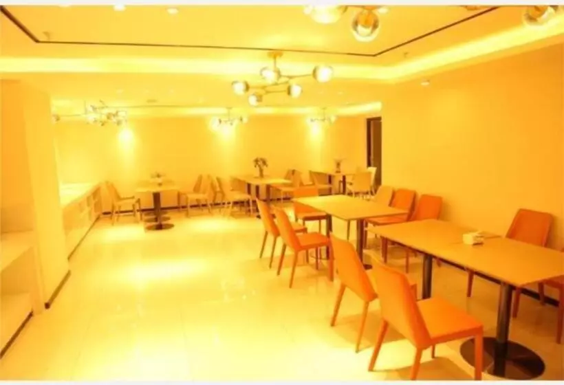 Hotelli City Comfort Inn Shenyang Railway Station Taiyuan Street Wanda Plaza