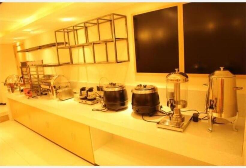 בית מלון כפרי City Comfort Inn Shenyang Railway Station Taiyuan Street Wanda Plaza