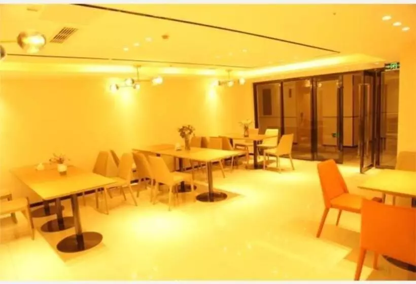 Hotelli City Comfort Inn Shenyang Railway Station Taiyuan Street Wanda Plaza