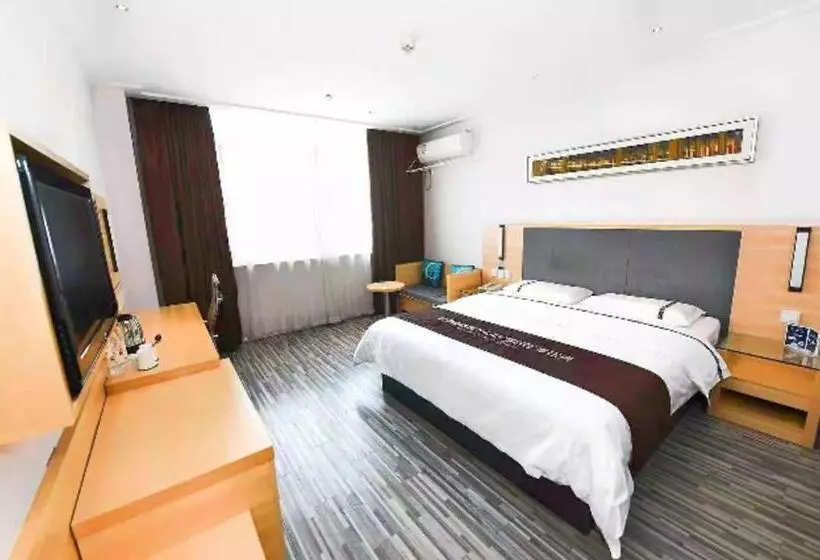 Hotelli City Comfort Inn Zhenjiang Dashikou Suning Plaza