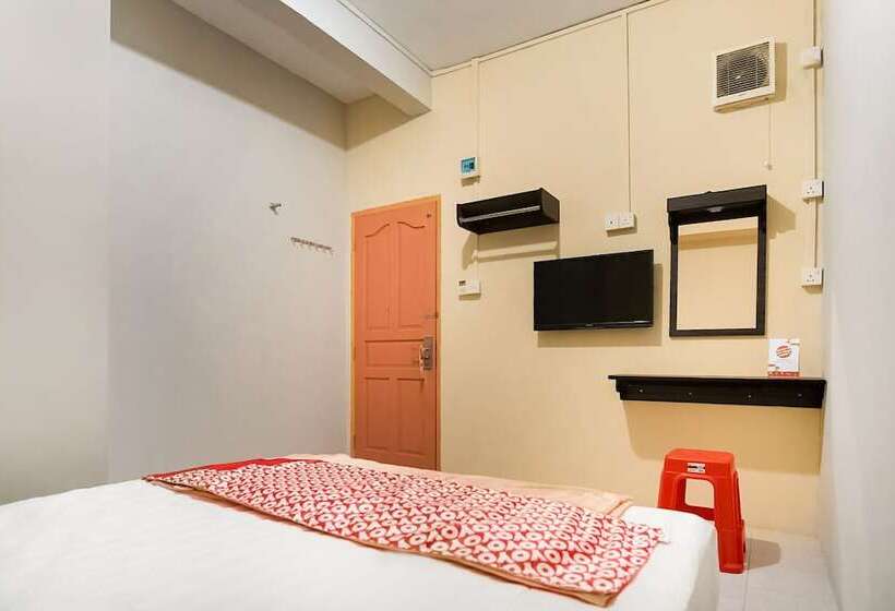 בית מלון כפרי Coffee Jodoh Homestay By Oyo Rooms