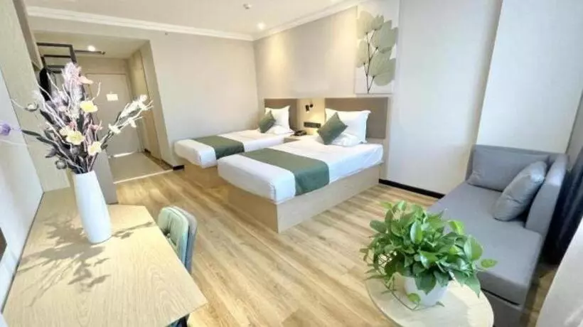 Hotelli Green Tree Inn Xinjiang Uygur Autonomous Region Korla Bazhou Bus Terminal Beishan Road Express