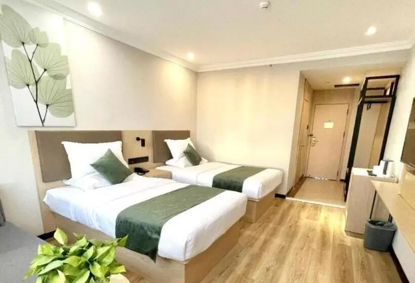 Hotelli Green Tree Inn Xinjiang Uygur Autonomous Region Korla Bazhou Bus Terminal Beishan Road Express