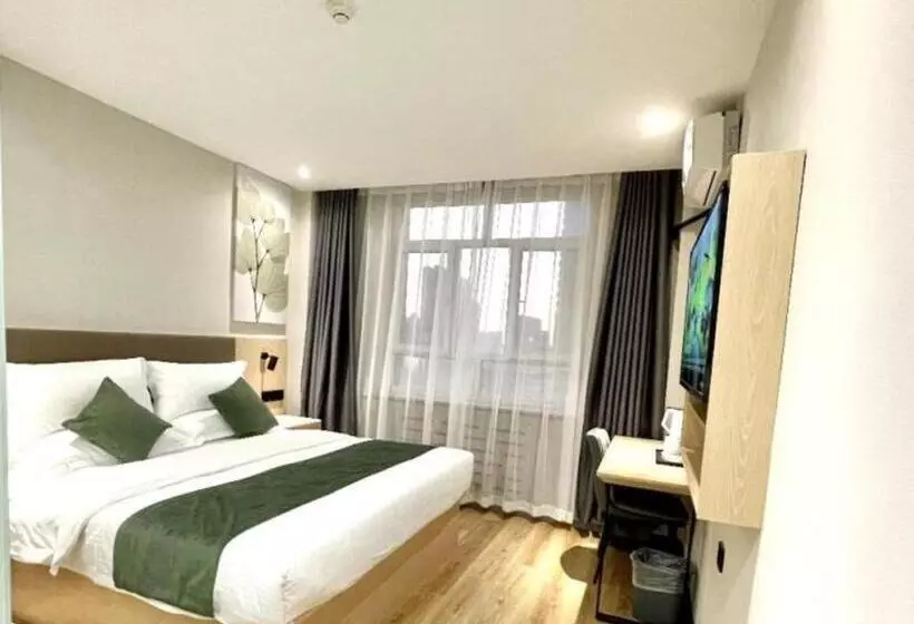 Hotelli Green Tree Inn Xinjiang Uygur Autonomous Region Korla Bazhou Bus Terminal Beishan Road Express