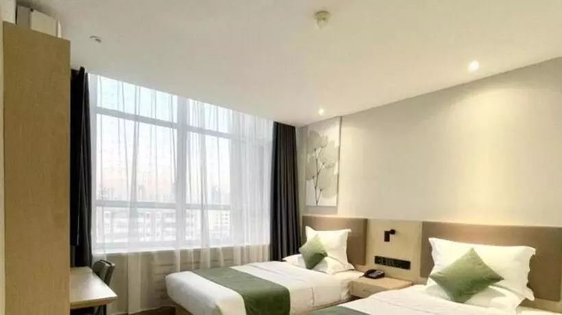 Hotelli Green Tree Inn Xinjiang Uygur Autonomous Region Korla Bazhou Bus Terminal Beishan Road Express