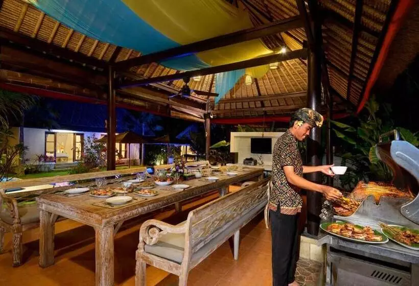 Hotelli Kandahill Bali