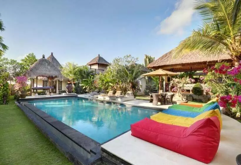 Hotelli Kandahill Bali