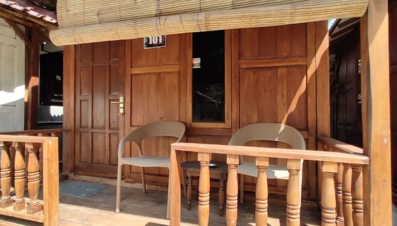 Szálloda Limasan Mbah Darmo