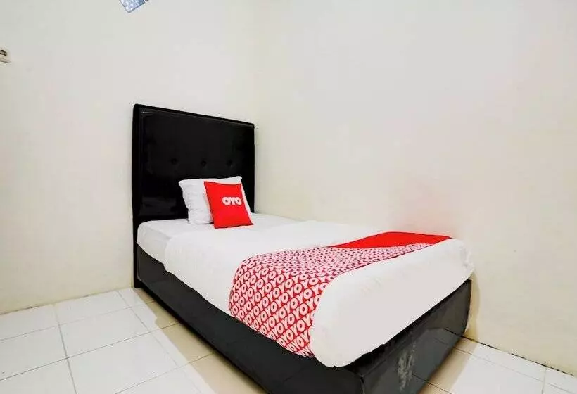 ホテル Oyo 90190 Asha Kost Syariah