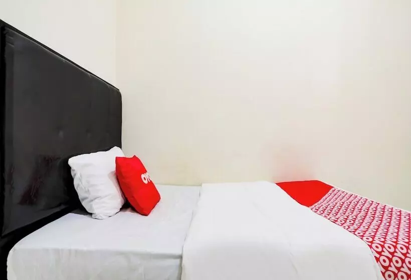 ホテル Oyo 90190 Asha Kost Syariah