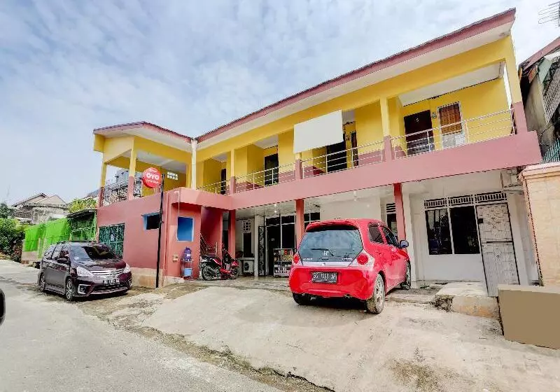ホテル Oyo 90190 Asha Kost Syariah