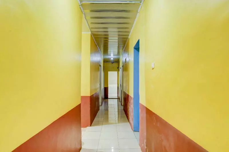 ホテル Oyo 90190 Asha Kost Syariah