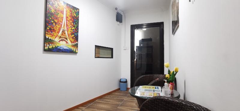 فندق Oyo Home 90372 Greybirds Hostel